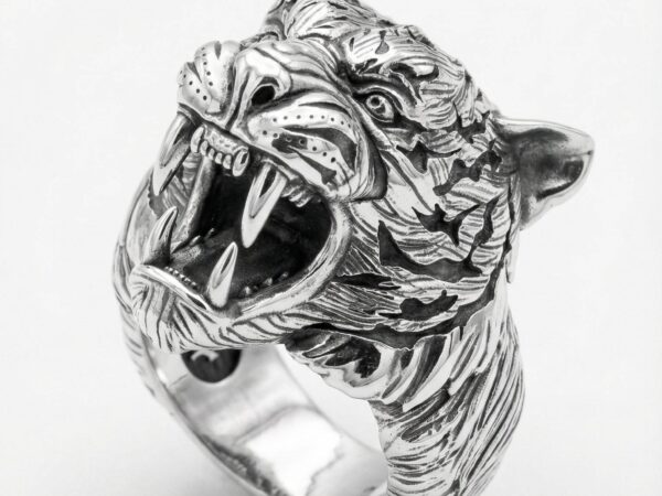 Anillo cabeza de tigre grande plata 925 para hombre Roberto Axpe