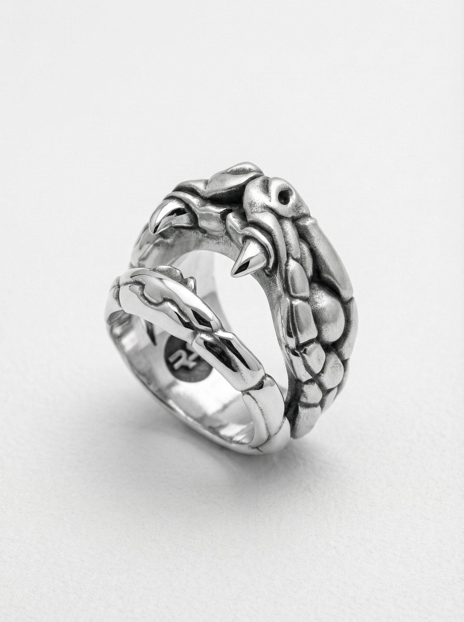 Anillo cabeza serpiente plata 925 para hombre Roberto Axpe