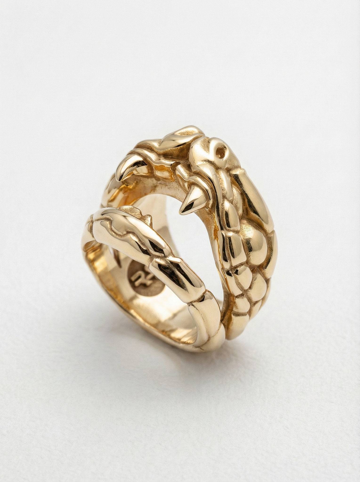 Anillo cabeza serpiente plata chapada oro para hombre Roberto Axpe