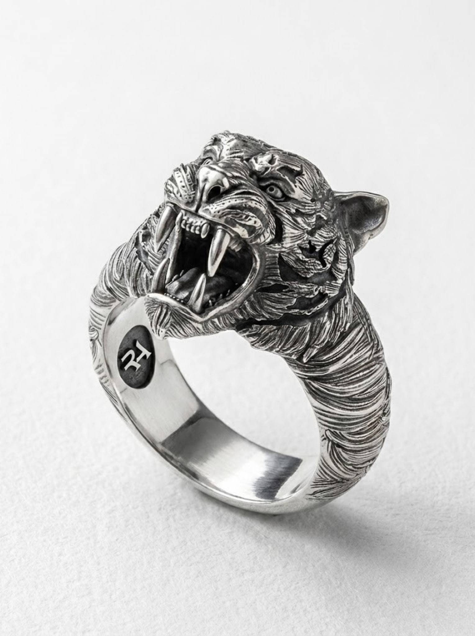 Anillo cabeza de tigre plata 925 para hombre Roberto Axpe