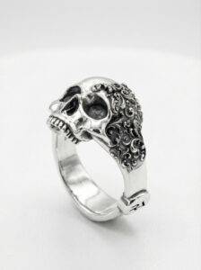 Anillo calavera filigrana barroca plata 925 para hombre Roberto Axpe