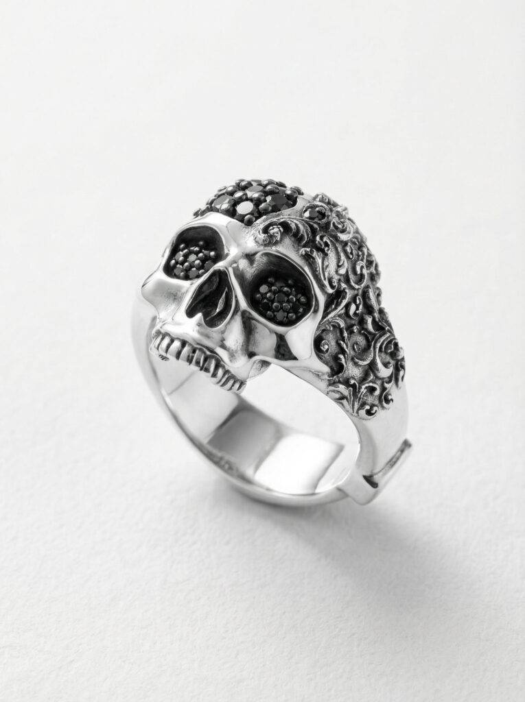 Anillo calavera filigrana barroca plata 925 y diamantes negros para hombre Roberto Axpe