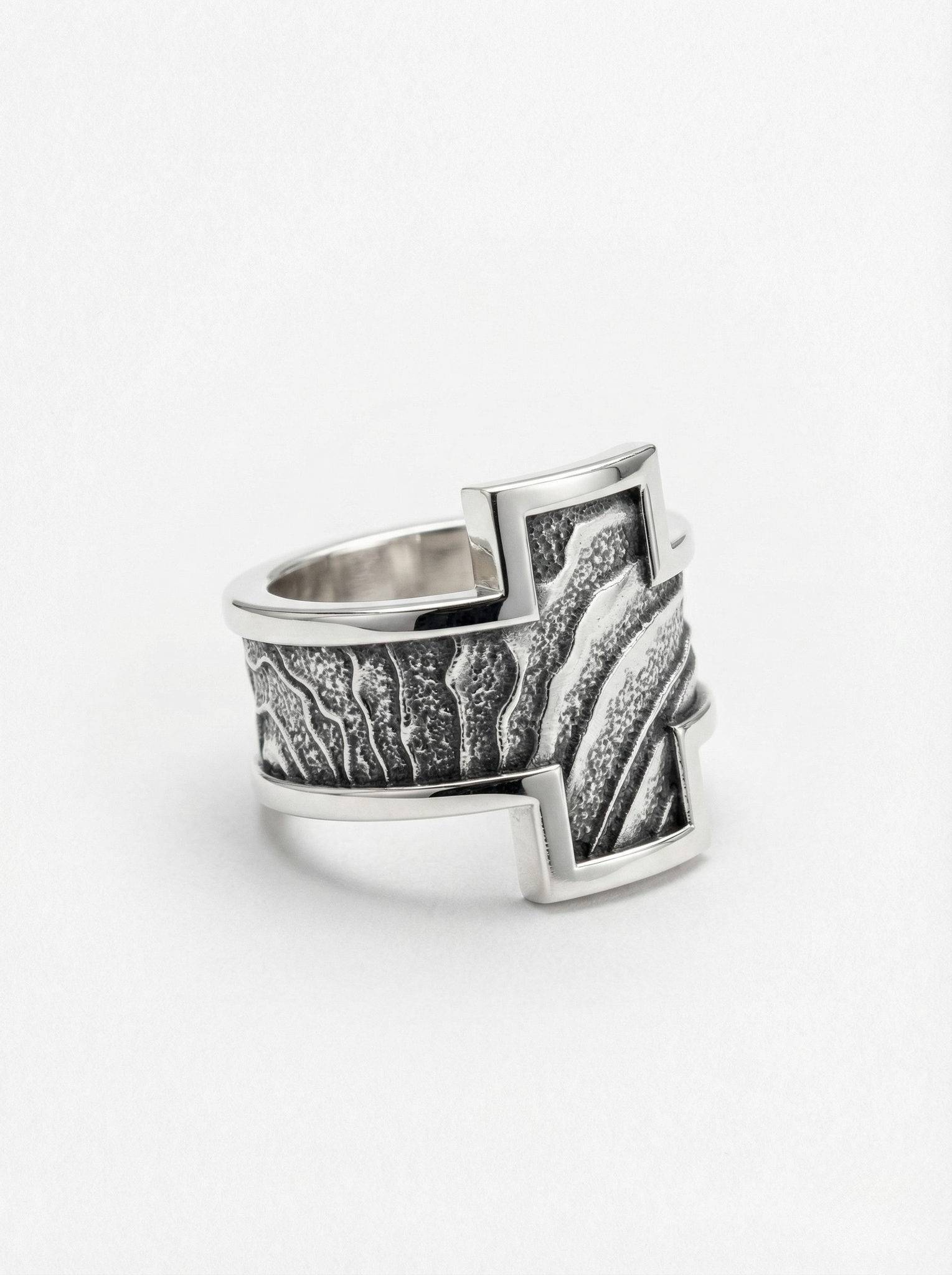 Anillo cruz de plata 925 para hombre Roberto Axpe