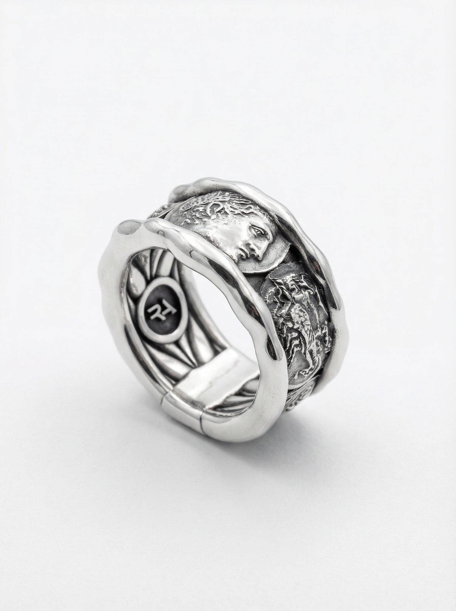 Anillo inspiracion monedas romanas y espiga interior plata 925 para hombre Roberto Axpe