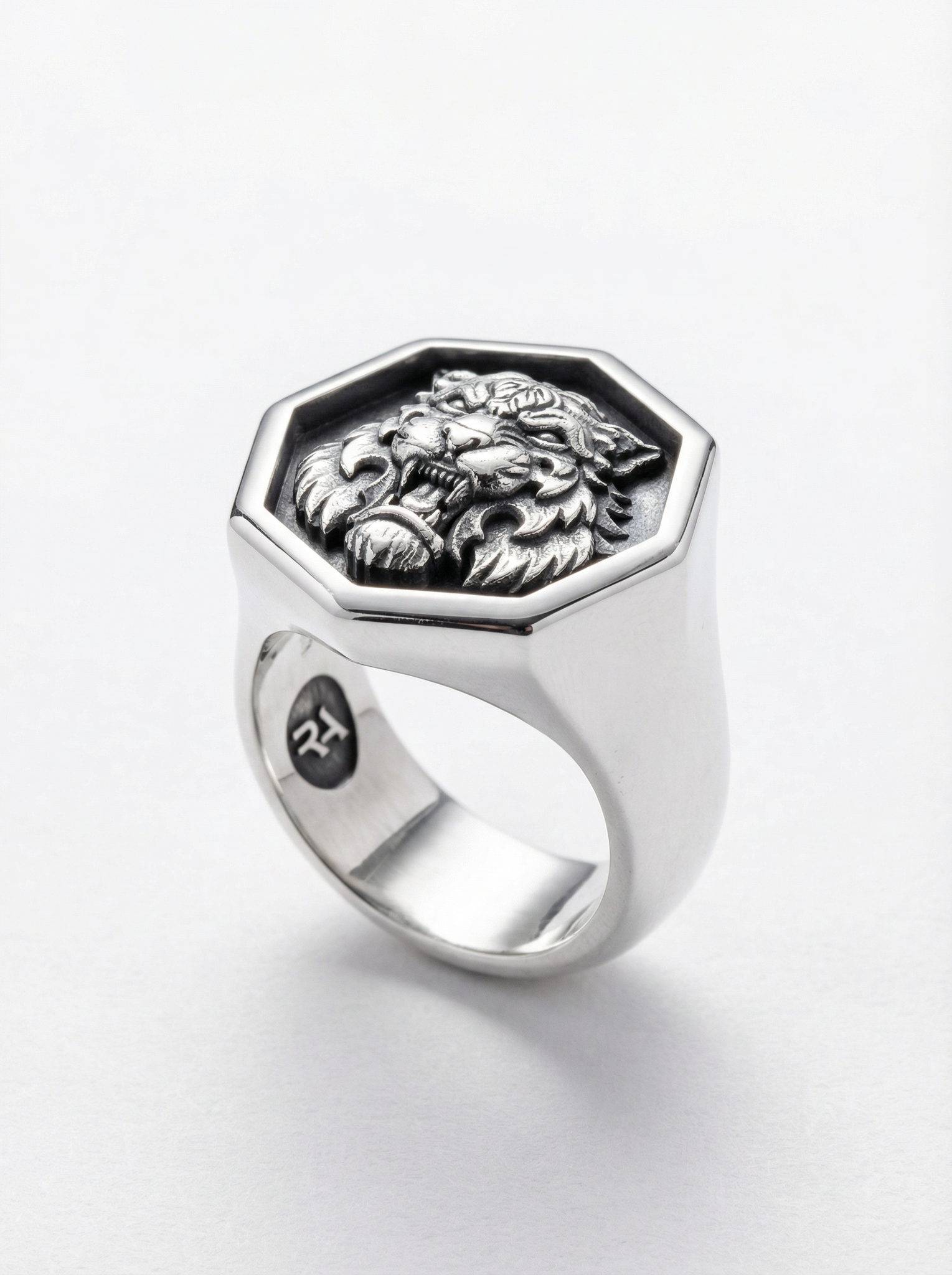 Sello tigre de plata 925 para hombre Roberto Axpe