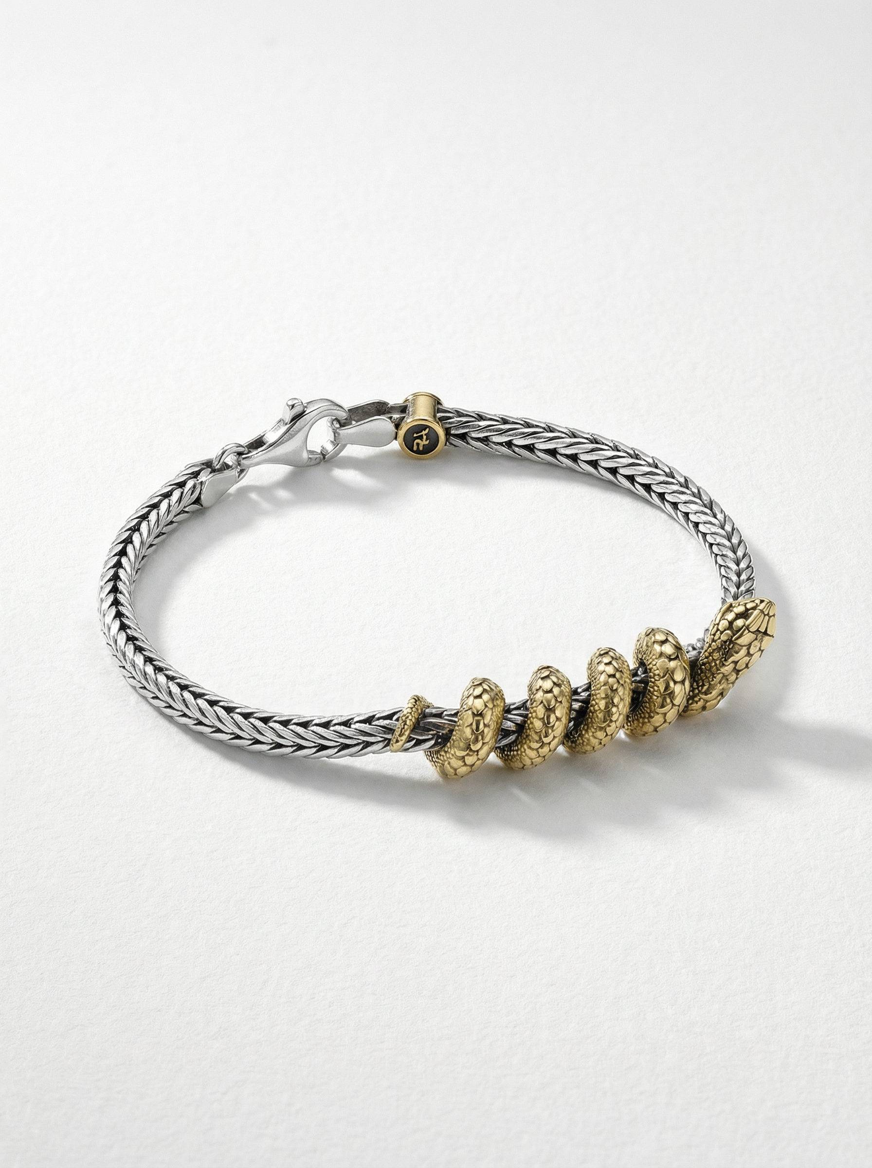 pulsera-cadena-serpiente-plata-y -chapada-oro-vista-perspectiva