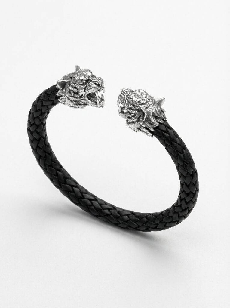 pulsera-piel-negra-plata-vista-perspectiva-3
