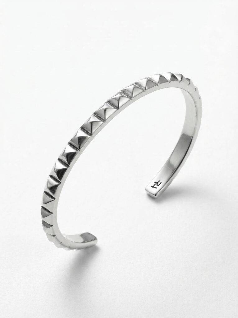 pulsera-pinchos-plata-vista-perspectiva-2