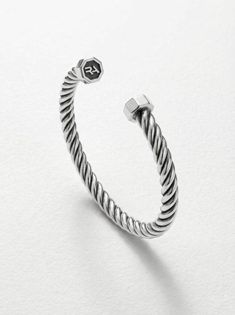 pulsera-tornillo-plata-vista-perspectiva-2